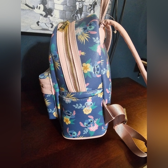 Loungefly Disney Lilo & Stitch and Scrump Floral Backpack main image 4
